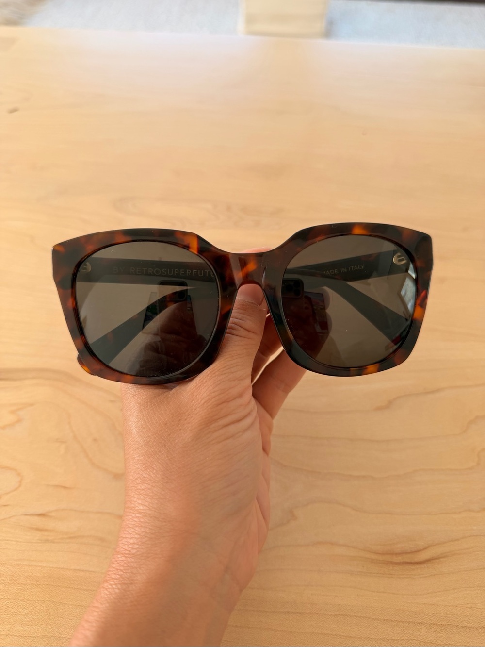 Oversized Tortoiseshell Sunglasses - Brown Lenses